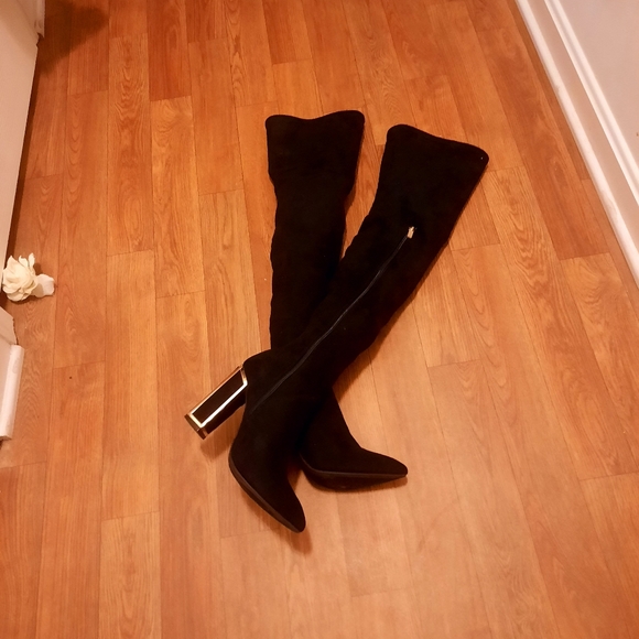 SOLD Bamboo Over The Knee Boots, Gold Lined Heel - Picture 13 of 16